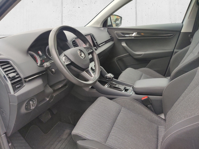 Karoq 1.5 TSI ACT Style REAR VIEW DRIVING MODE