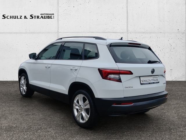 Karoq 1.5 TSI ACT Style REAR VIEW DRIVING MODE