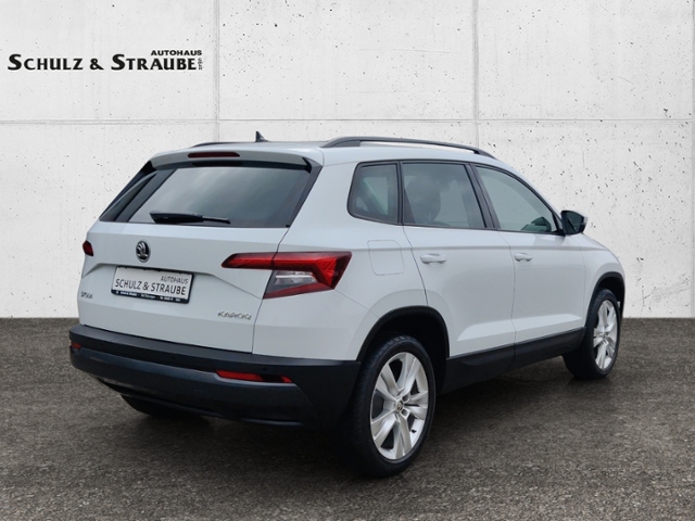 Karoq 1.5 TSI ACT Style REAR VIEW DRIVING MODE