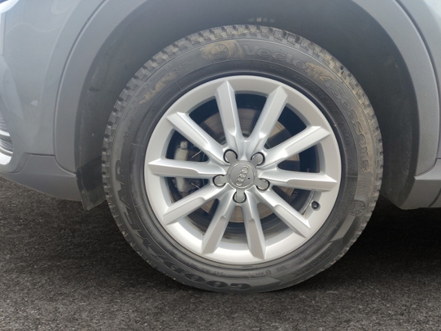 Q3 2.0 TFSI quattro XENON NAVI