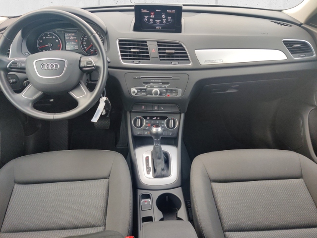 Q3 2.0 TFSI quattro XENON NAVI