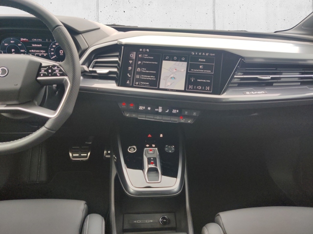 Q4 45 e-tron 210 kW KLIMA LED NAVI LEDER ALU