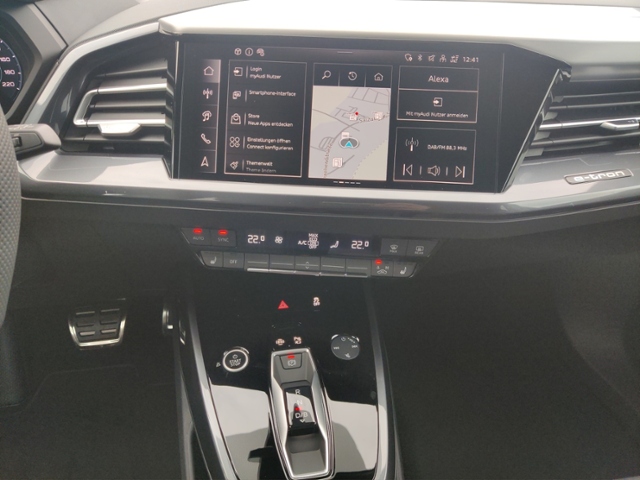 Q4 45 e-tron 210 kW KLIMA LED NAVI LEDER ALU