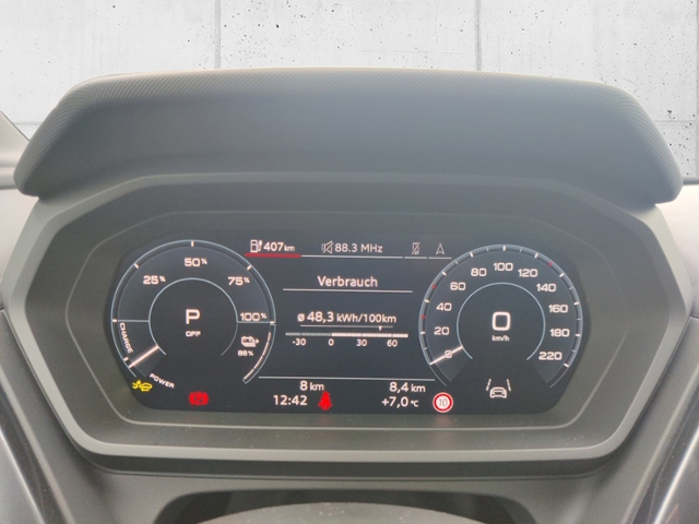 Q4 45 e-tron 210 kW KLIMA LED NAVI LEDER ALU