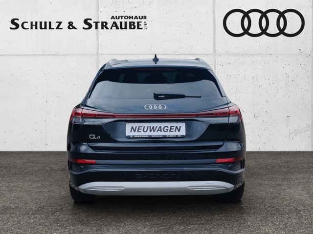 Q4 45 e-tron 210 kW KLIMA LED NAVI LEDER ALU