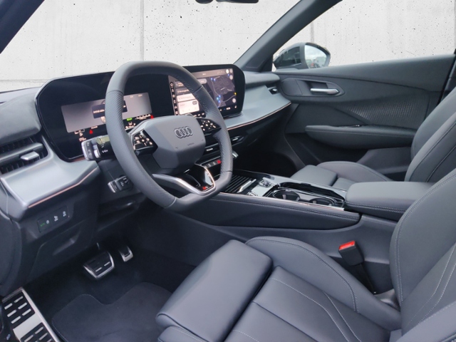 Q3 SUV TFSI quattro 195 kW S tronic NAVI LEDER