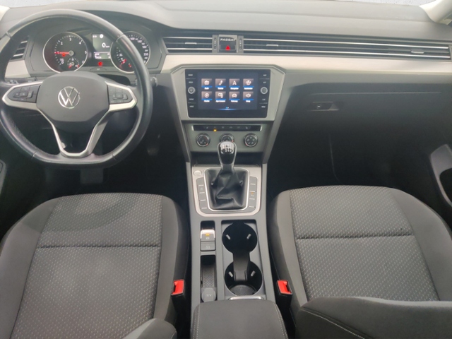 Passat Variant 2.0 TDI  LED NAVI Light Assist La