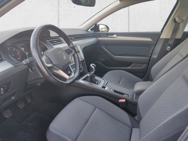 Passat Variant 2.0 TDI  Light Assist Discover Me
