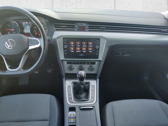 Passat Variant 2.0 TDI  Light Assist Discover Me