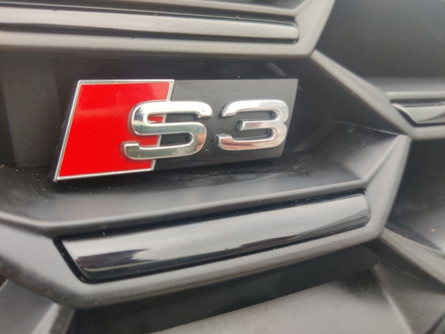 S3 quattro 2.0 TFSI Sportback 2.0 TFSI quattro