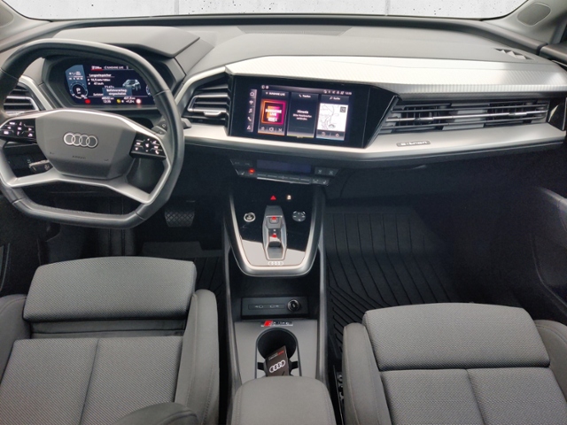 Q4 e-tron 40 basis KLIMA LED NAVI ALU