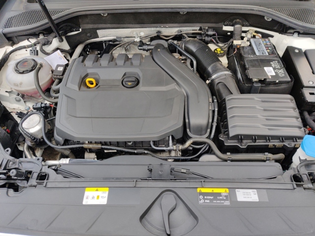 Q2 35 TFSI advanced LED