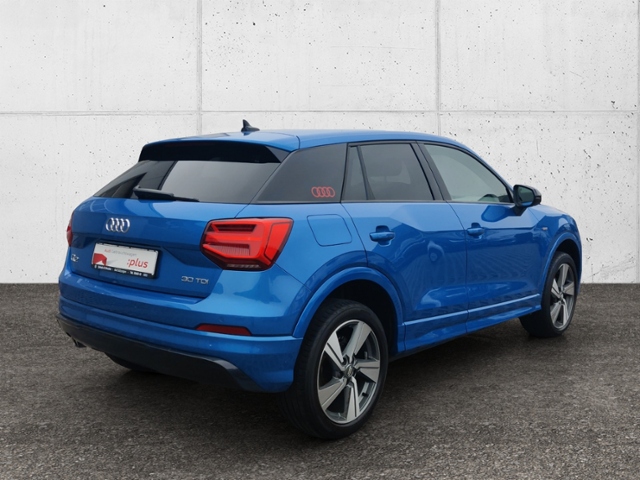 Q2 30 TDI S Line