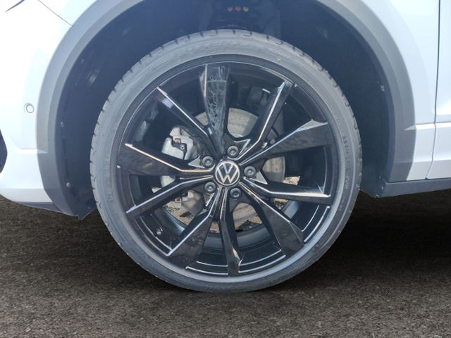 T-Roc 2.0 TSI R-Line 4Motion Rear View LED-Plus 