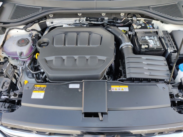 T-Roc 2.0 TSI R-Line 4Motion Rear View LED-Plus 