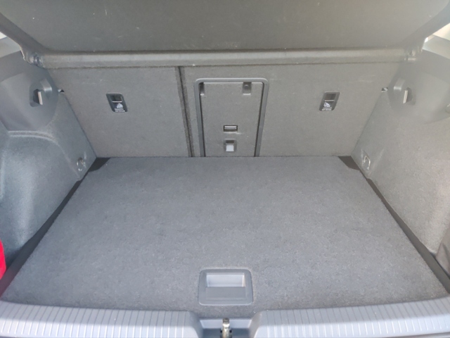 Golf VIII 1.5 TSI Life (EURO 6d) KLIMA LED ALU