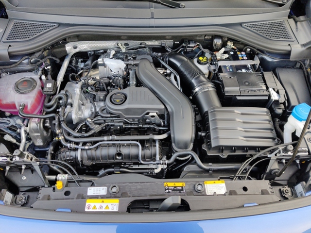 T-Roc R-Line 1.5 l eTSI OPF 110 kW (150 PS) 7-Ga