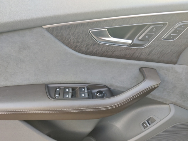 Q8 45 TDI quattro KLIMA LED NAVI LEDER ALU