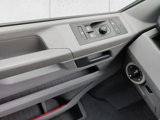 T6.1 2.0 TDI Caravelle EcoProfi  lang LED NAVI R