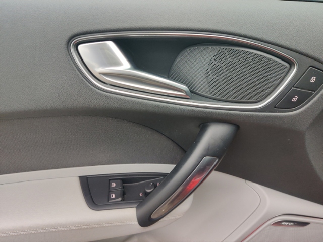 A1 ambition KLIMA XENON NAVI LEDER ALU