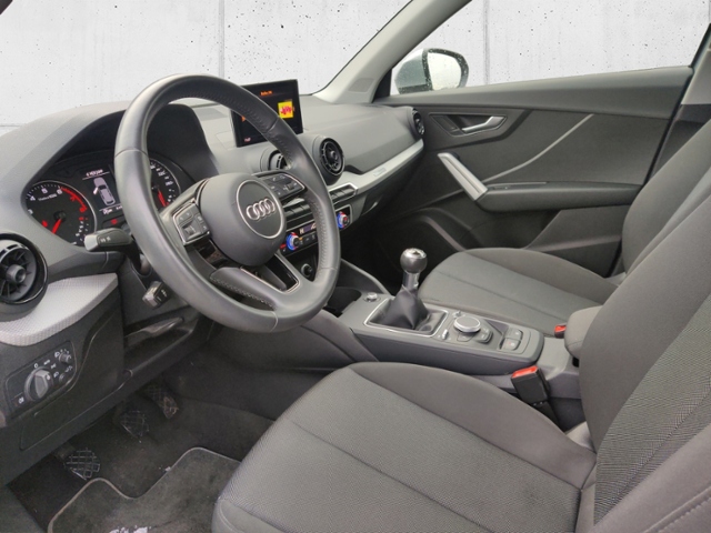 Q2 1.4 TFSI  KLIMA ALU