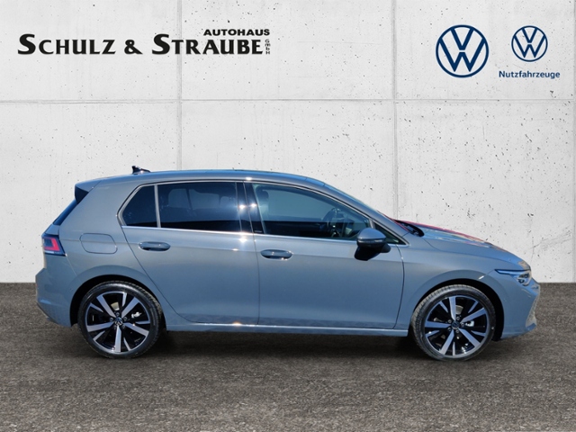 Golf Style 1,5 eTSI 110 kW DSG KLIMA NAVI Panora