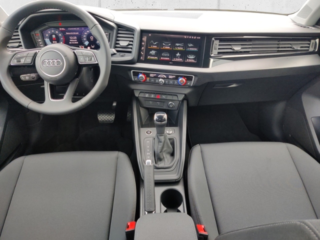 A1 Sportback 25 TFSI 70(95) kW(PS) S tronic