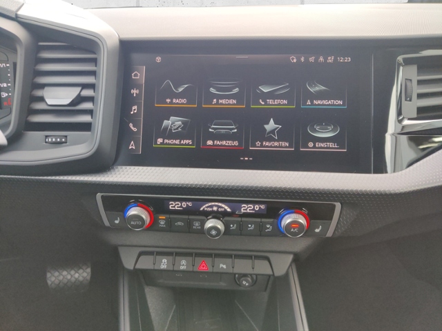 A1 Sportback 25 TFSI 70(95) kW(PS) S tronic