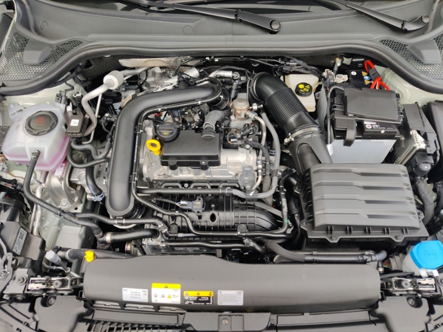 A1 Sportback 25 TFSI 70(95) kW(PS) S tronic