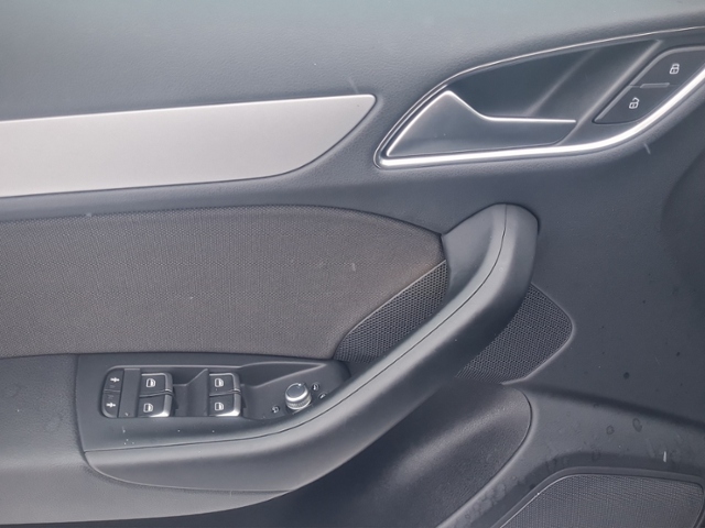 Q3 1.4 TFSI sport ultra KLIMA LED NAVI ALU