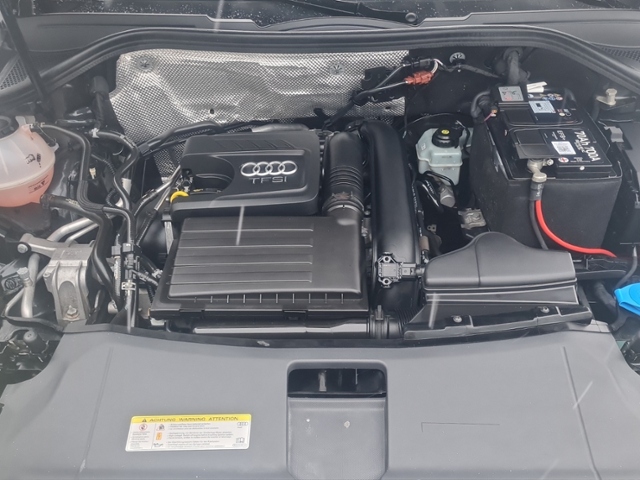 Q3 1.4 TFSI sport ultra KLIMA LED NAVI ALU