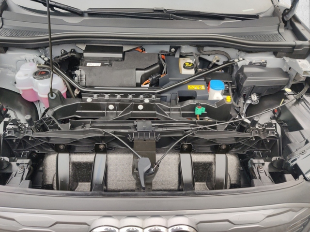 Q4 40 e-tron basis KLIMA LED