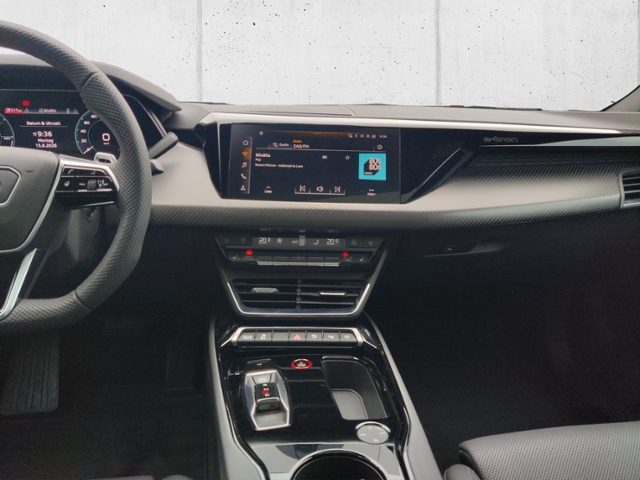 e-tron GT quattro MATRIX PANO