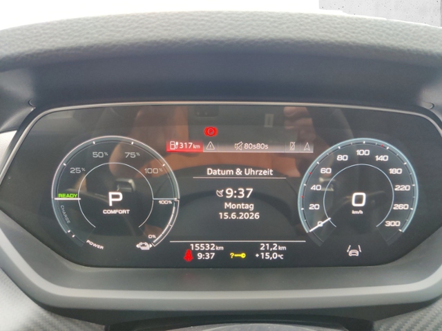 e-tron GT quattro MATRIX PANO
