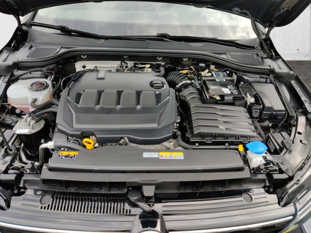 Golf VIII 2.0 TDI Life LED App-Connect