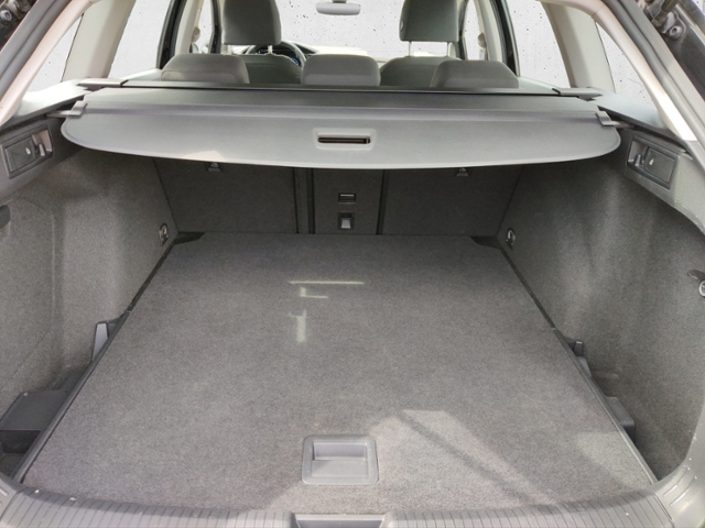 Golf VIII 2.0 TDI Life (EURO 6d) KLIMA LED ALU