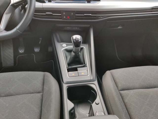 Golf VIII 2.0 TDI Life  Lane Assisv PDC LED App-