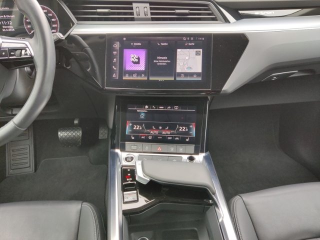 Q8 e-tron 55 quattro advanced KLIMA LED NAVI ALU