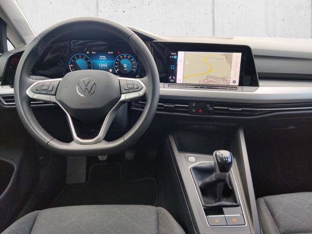 Golf VIII 1.5 TSI Life OPF  LED ACC NAVI Sitzhei