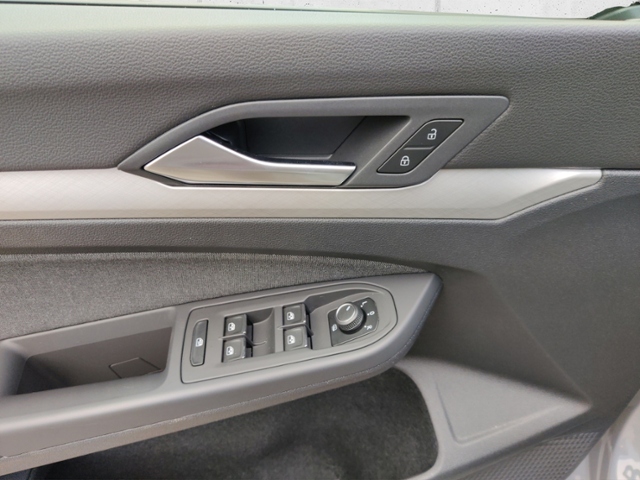 Golf VIII 1.5 TSI Life OPF  LED ACC NAVI Sitzhei