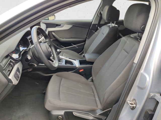 A4 Avant 30 TDI basis KLIMA LED NAVI ALU