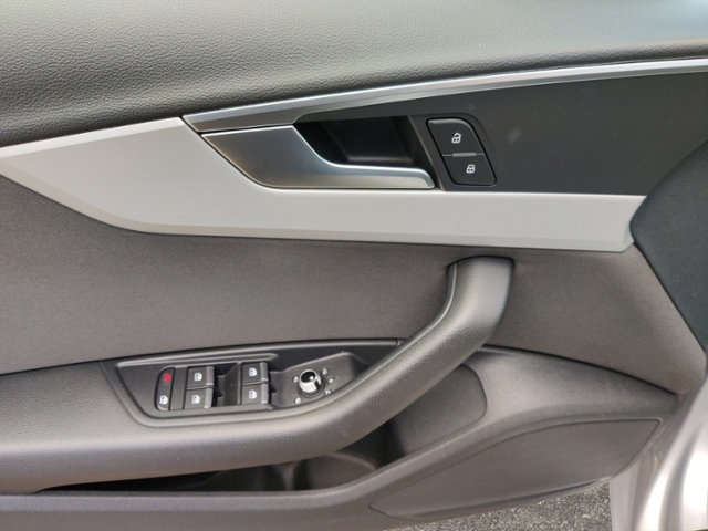 A4 Avant 30 TDI basis KLIMA LED NAVI ALU