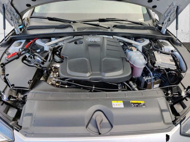 A4 Avant 30 TDI basis KLIMA LED NAVI ALU