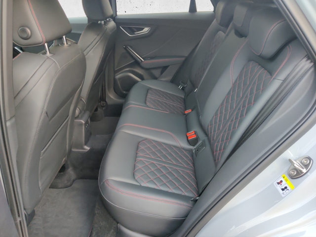 Q2 S line S 35 TFSI 110(150) kW(PS) S tronic KLI