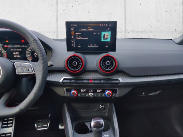 Q2 S line S 35 TFSI 110(150) kW(PS) S tronic KLI