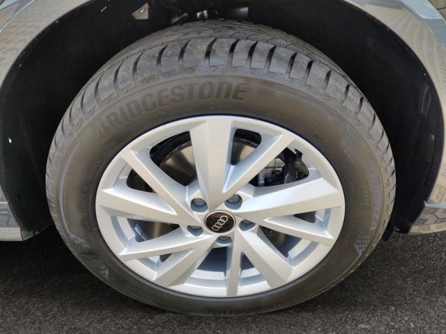 Q2 Advanced 35 TFSI 110(150) kW(PS) S tronic KLI