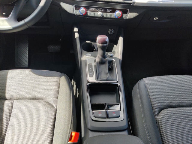 Q2 Advanced 35 TFSI 110(150) kW(PS) S tronic KLI