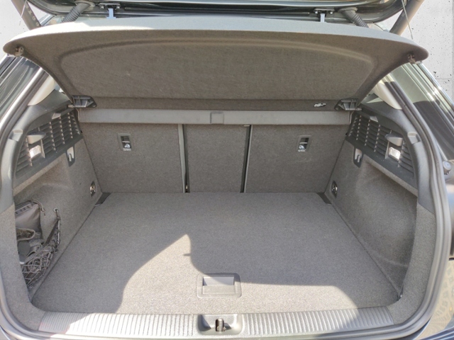 Q2 Advanced 35 TFSI 110(150) kW(PS) S tronic KLI