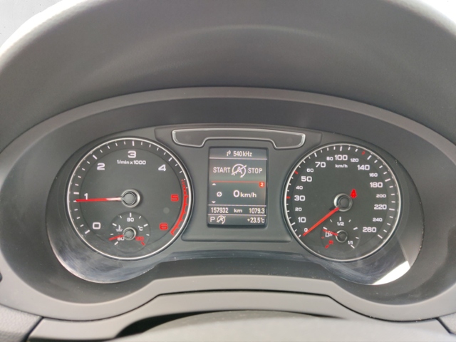 Q3 2.0 TDI quattro design quattro KLIMA XENON NA