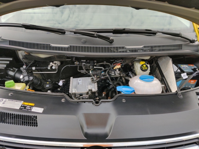 T6 2.0 TDI Multivan Generation Six  Rear View Si